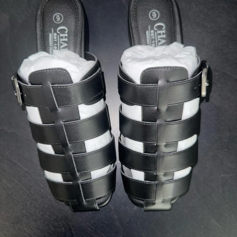 NIB Chaps Black Woven Strappy Leather Sandals Size 6 - Picture 3 of 4